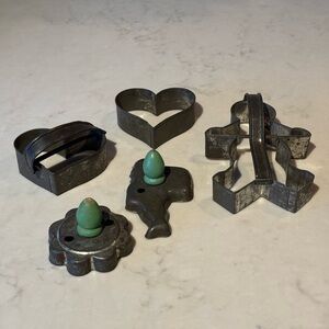 Vintage Tin‎ Cookie Cutter Set